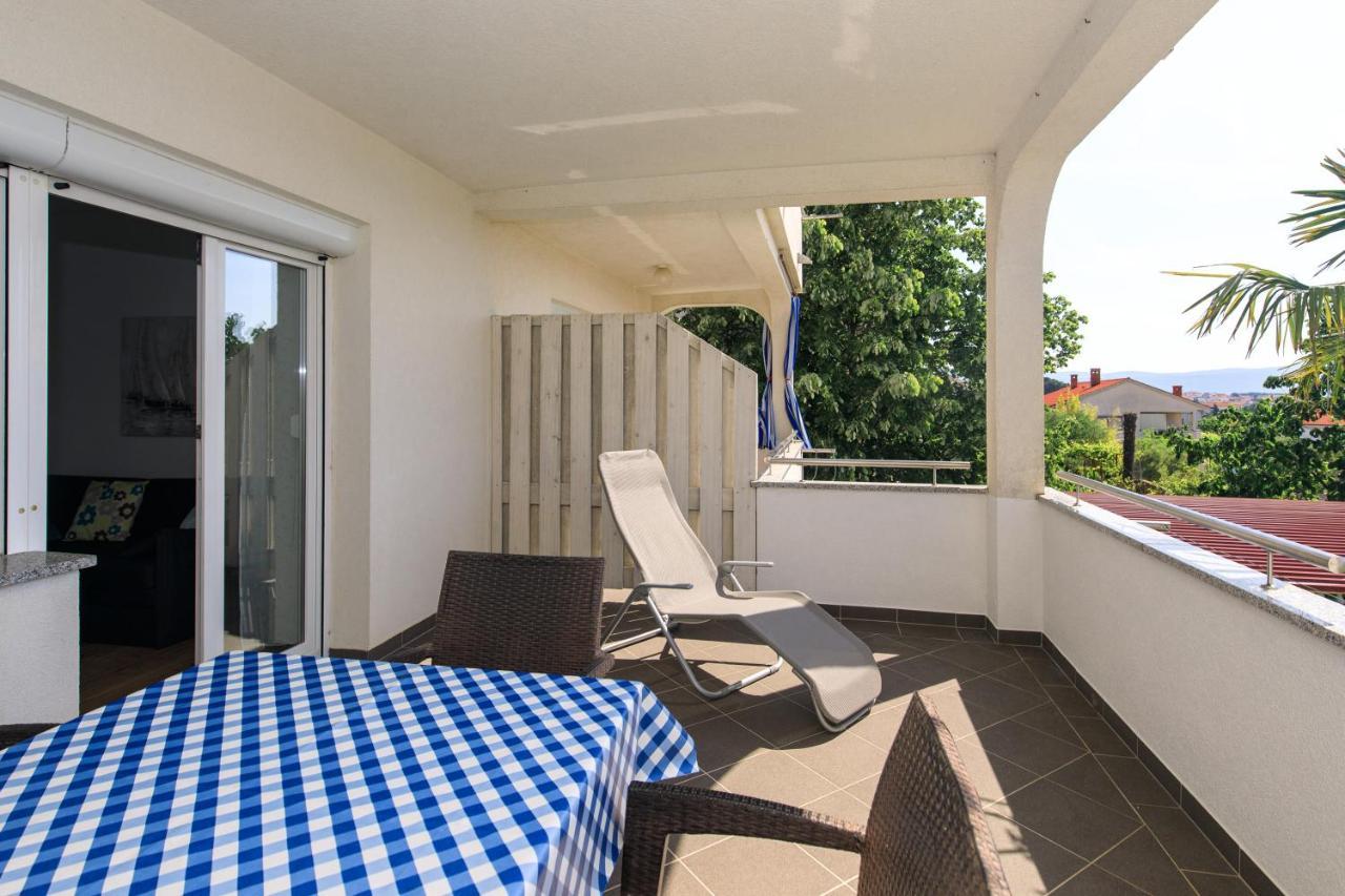 Ferienwohnung Oleander Krk Town Exterior foto