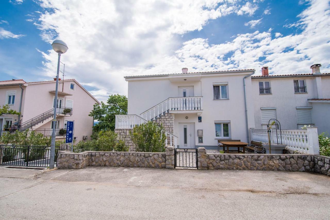 Ferienwohnung Oleander Krk Town Exterior foto