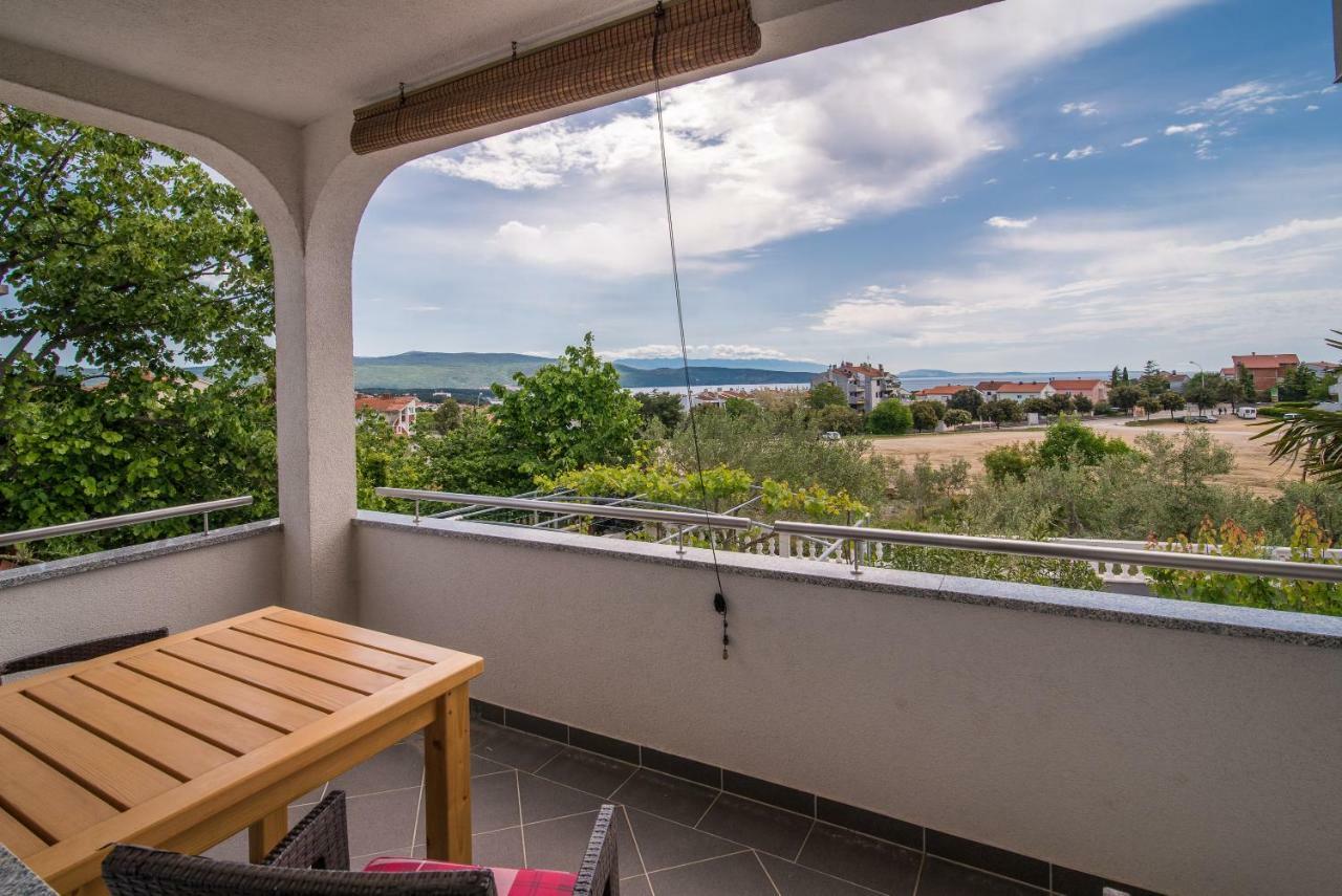 Ferienwohnung Oleander Krk Town Exterior foto